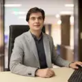 Dr. Henrique Bufaiçal - Ortopedista Especialista em Mãos