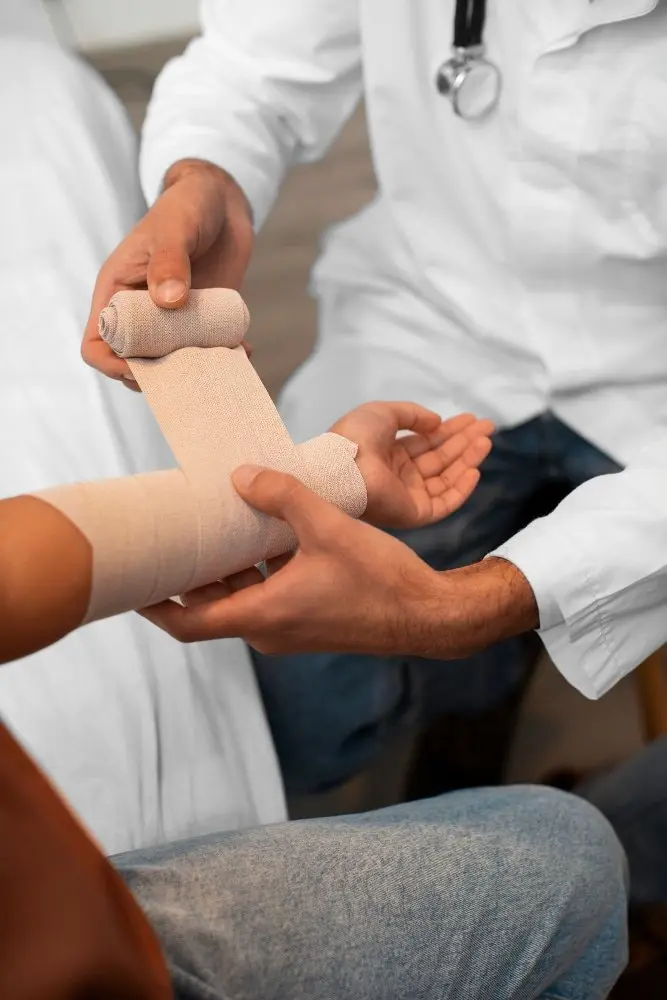 Fratura de Escafoide: Sintomas, Diagnóstico e Como Tratar