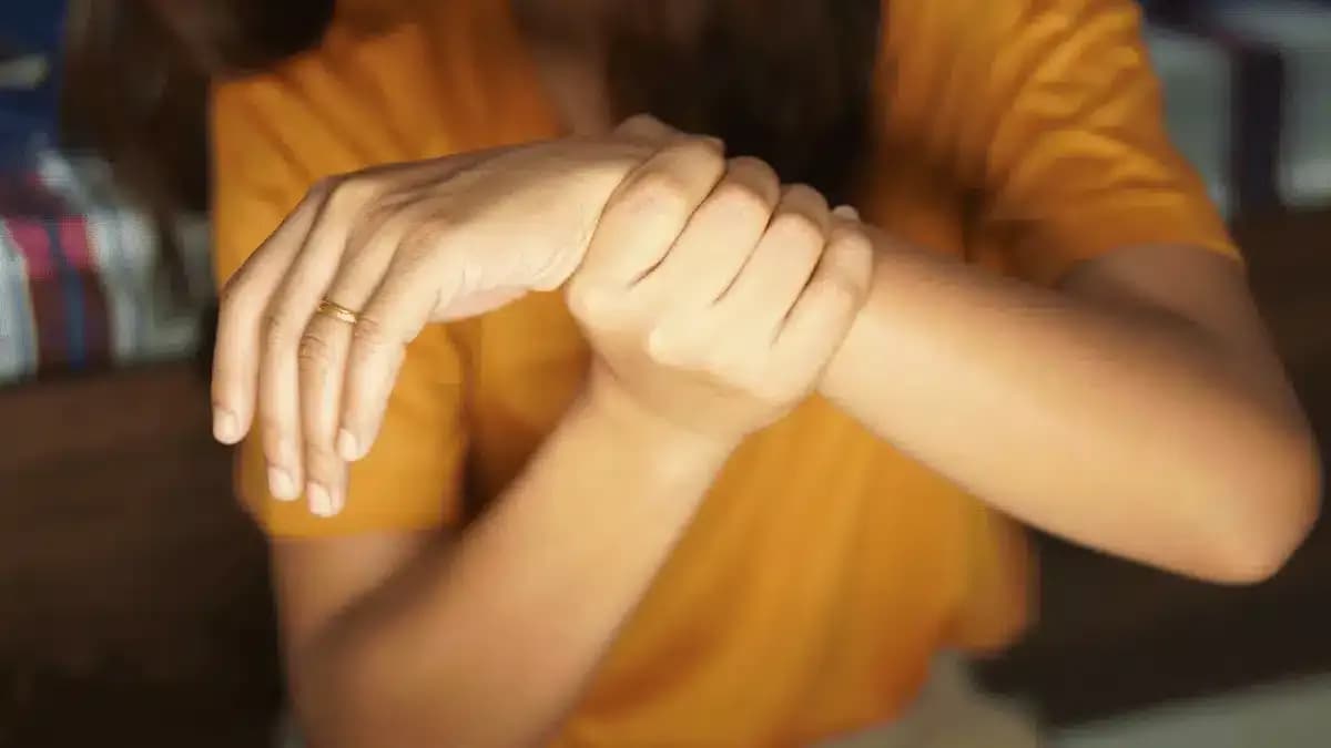 Paralisia do Sábado à Noite: Um Guia Completo