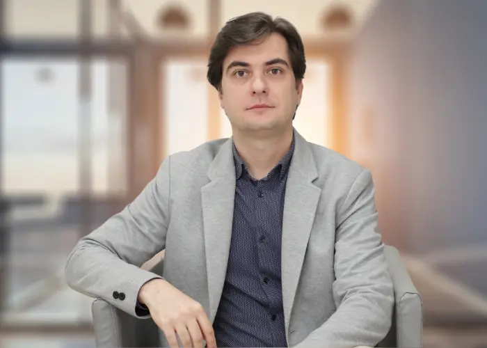 Dr. Henrique Bufaiçal em atendimento - Ortopedista especialista