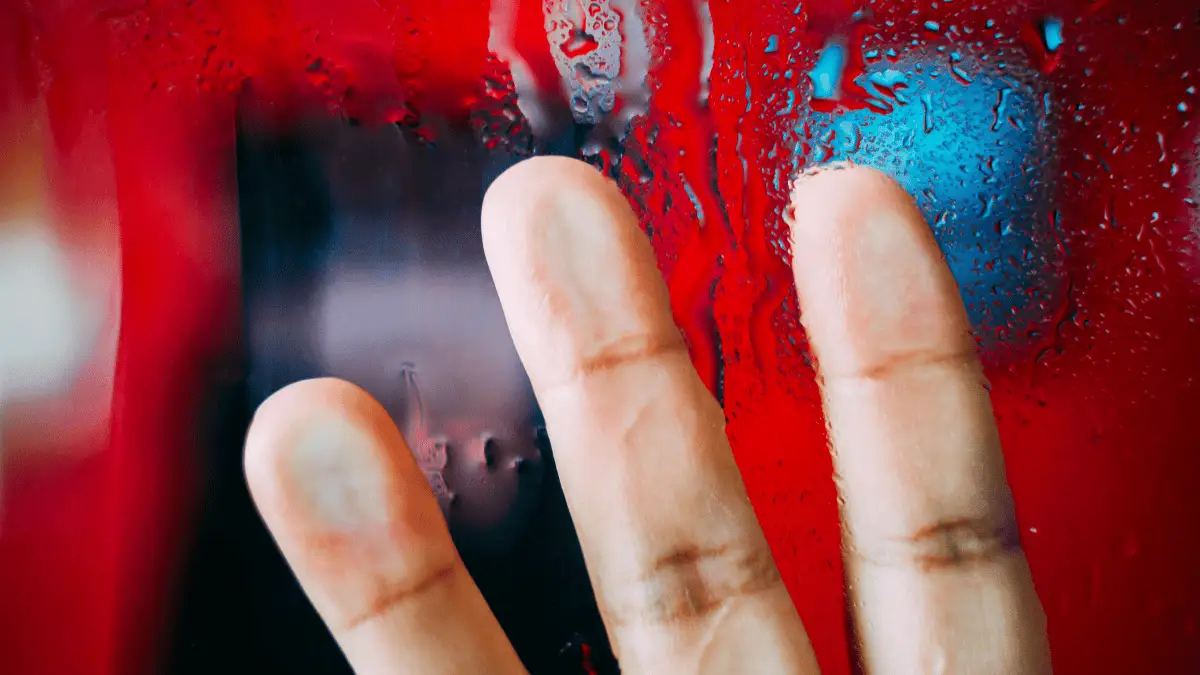 Queimação nos dedos da mão esquerda